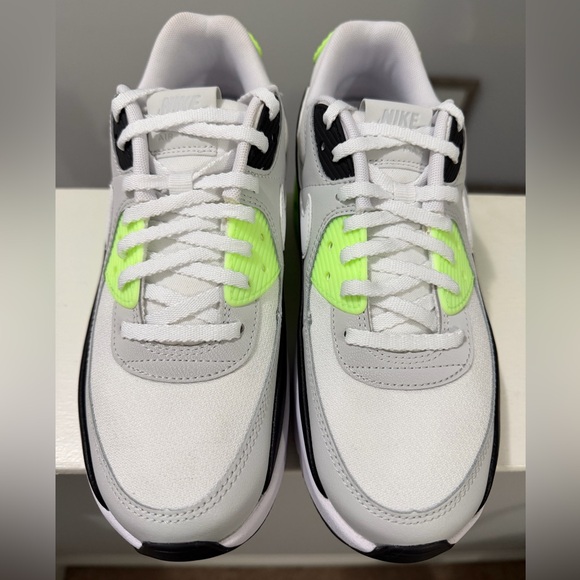 NIKE WOMENS AIR MAX 90 LV8 SNEAKERS-Photon Dust/White-Lime-Black-SIZE 8.5 - Picture 5 of 17